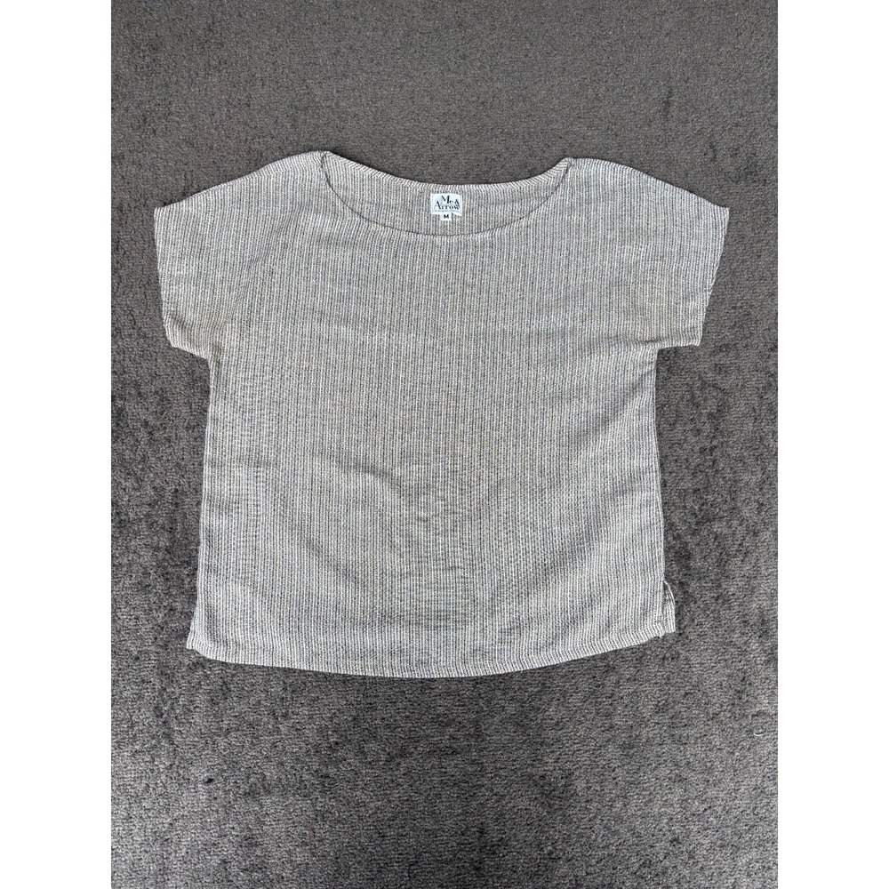 Me & Arrow TOP Women's Medium Black White Round‎ Neck Short Sleeve Pullover